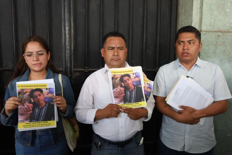 Denuncian desaparición forzada de joven e implican a policías en San Agustín de las Juntas, Oaxaca