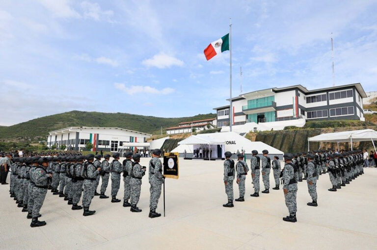 Asiste Gobernador de Oaxaca a la ceremonia de posesión de nuevo Coordinador Estatal de la Guardia Nacional