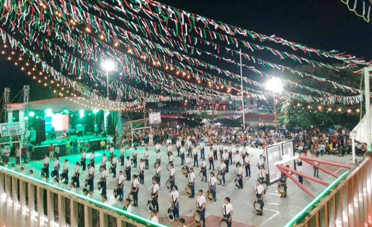 Disfrutaron familias oaxaqueñas del Grito de Independencia en un clima de paz: Sego
