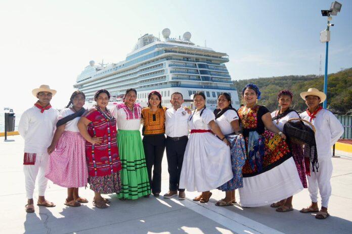Estima-Sectur-Oaxaca-derrama-de-1.3-mdp-con-arribo-de-crucero-Oceania-Vista-a-Huatulco-2.jpeg