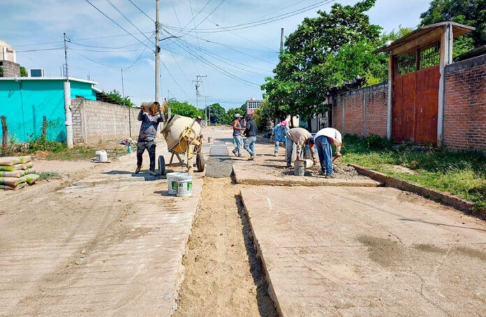obras_ixtaltepec.jpg