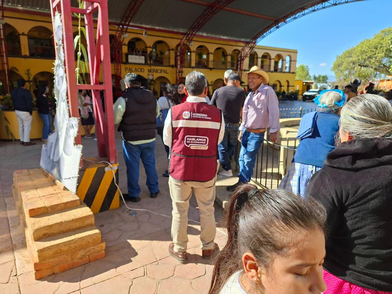 En paz celebra Oaxaca relevo de autoridades de sistema normativo