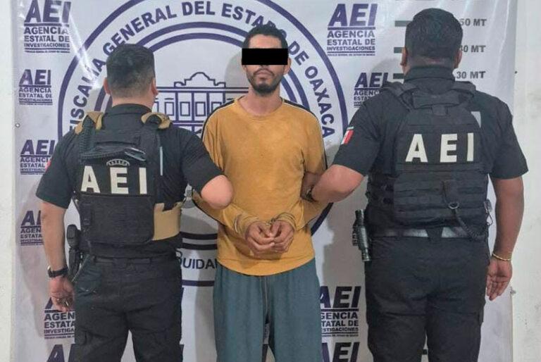 Fiscalía de Oaxaca junto con DEFENSA, SEMAR, GN y SSPC, detienen a un hombre por el delito de homicidio cometido con machete en la Costa