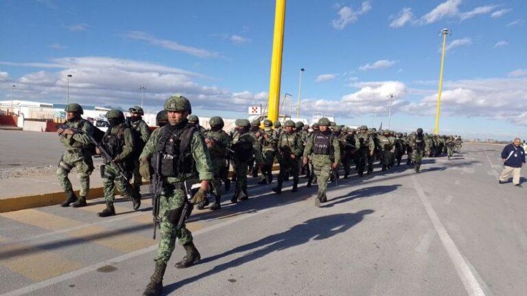 Arriban 300 elementos militares a Ciudad Juárez; se espera otro grupo de 300 más