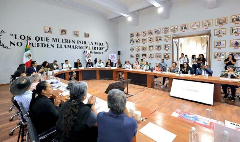 Entrega Salomón Jara 60 perfiles genéticos en la búsqueda de personas desaparecidas