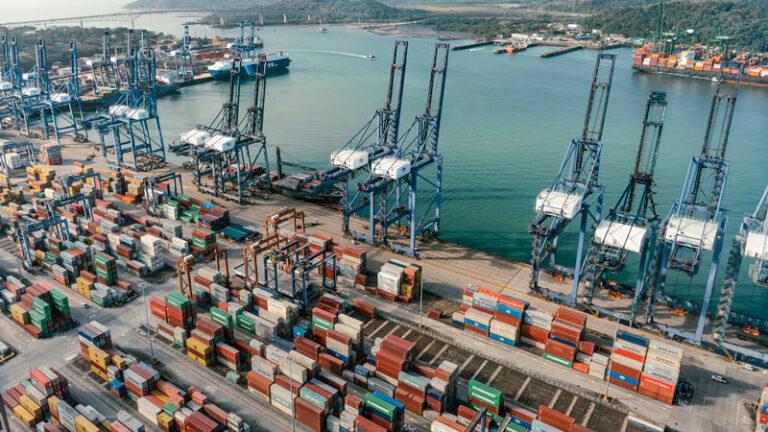 China pierde el control del Canal de Panamá: Quitan dos puertos a Li Ka-shing, dueño de CK Hutchison
