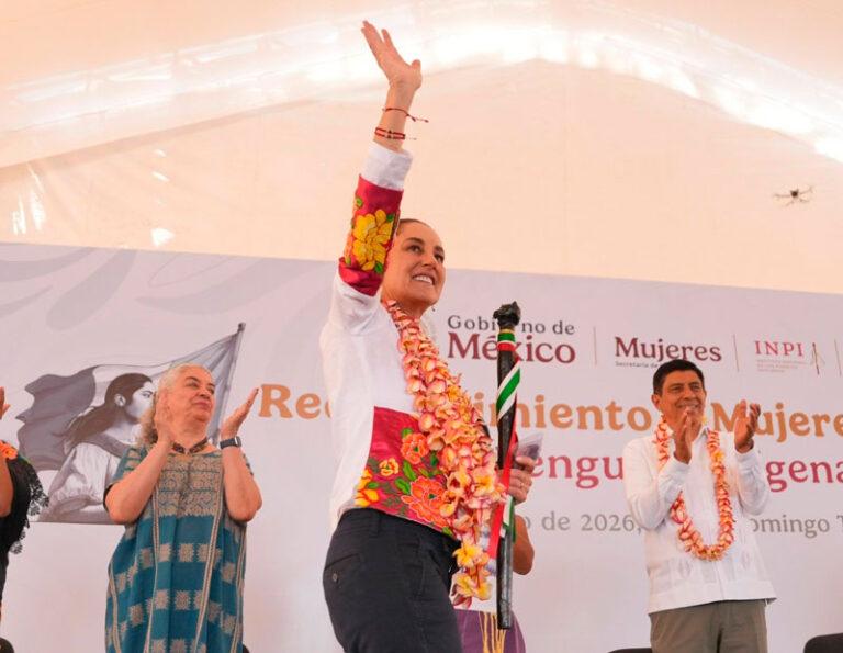 Reconocen Claudia Sheinbaum y Salomón Jara a mujeres traductoras de lenguas indígenas nacionales