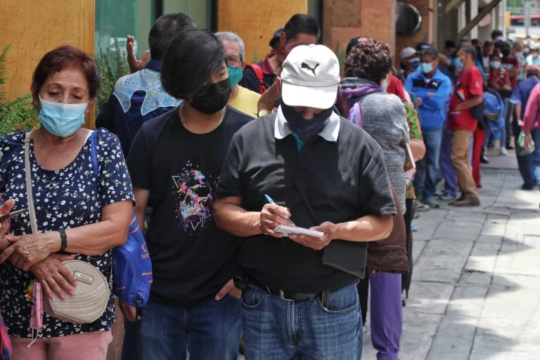 A gasto social, 1.8 billones de pesos en 2027