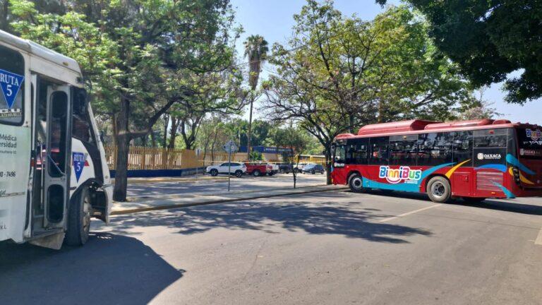 Persisten bloqueos del PAAE en Oaxaca; sin acuerdos tras ocho días de protestas