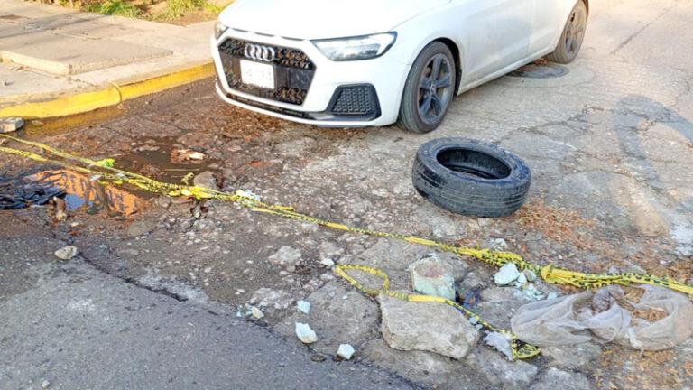 Bloquean vecinos calles por plantón de PAAE’s en Trinidad de las Huertas