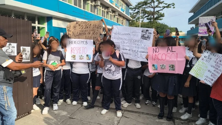 Denuncian acoso sexual digital y manipulación de fotos de alumnas de secundaria en Veracruz