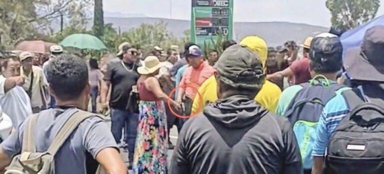 Inicia FGEO investigación por detonaciones de arma de fuego durante manifestaciones en la Villa de Mitla