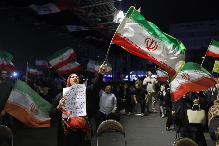 Irán suspende negociaciones con EU; acusa violación de alto el fuego