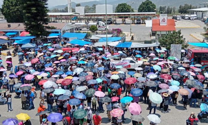 pemex_bloqueo.jpg