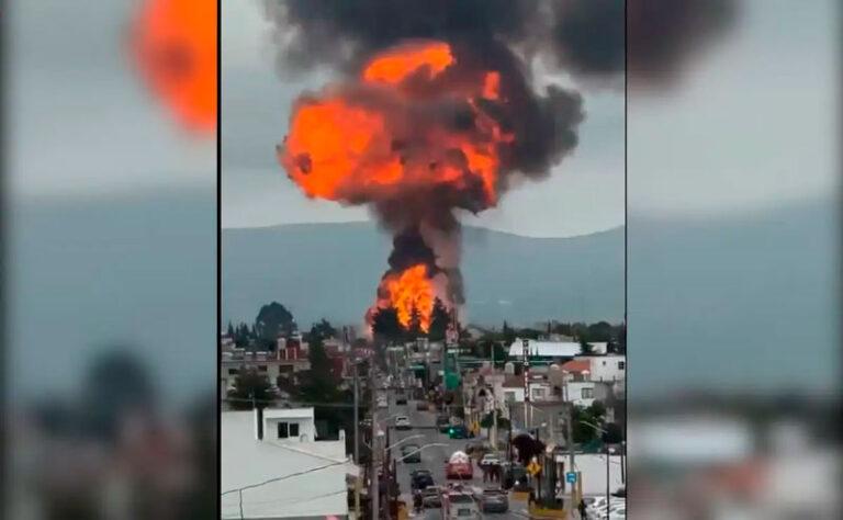 Estallan tres pipas de presunto ‘huachicol’ de gas en Tepeaca, Puebla; evacuan mil 753 estudiantes