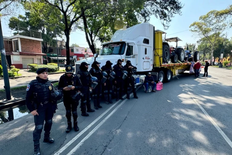 Tras diálogo con Gobernación, cancelan transportistas cierres carreteros para hoy