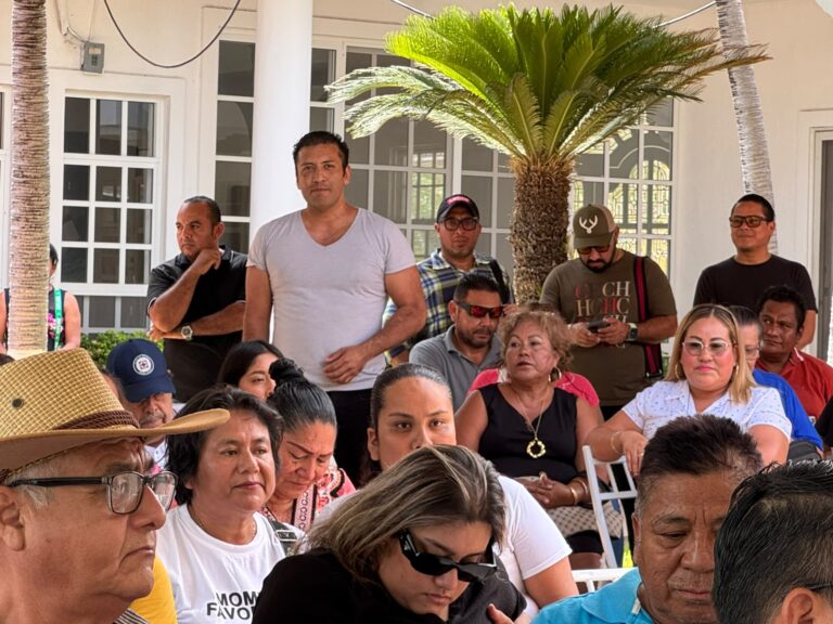El cariño de la gente arropa a Coco León en su cumpleaños