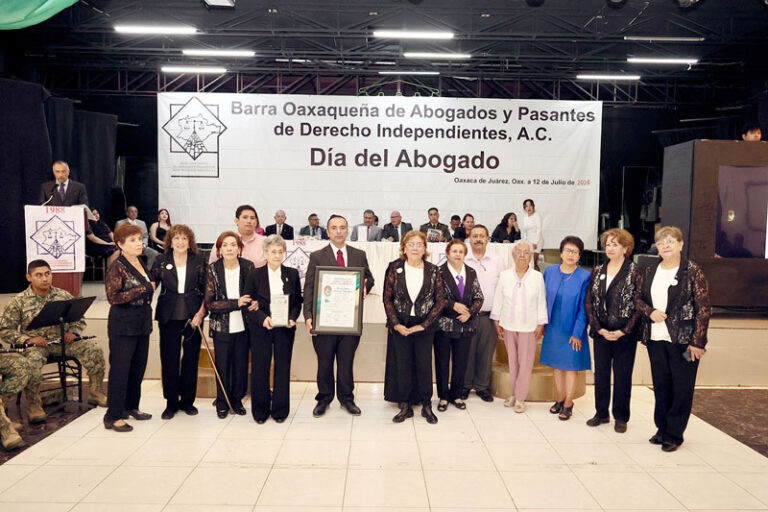Contribuyen abogados a una sociedad más justa 
