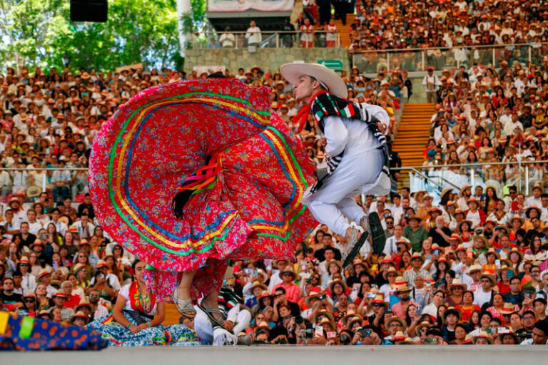 ¡Viva la Guelaguetza!, cautiva Primer Lunes del Cerro 2026 el corazón de más de 11 mil asistentes