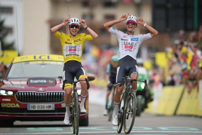 historico-isaac-del-toro-asegura-podio-en-el-tour-de-francia-a-falta-de-una-etapa.webp