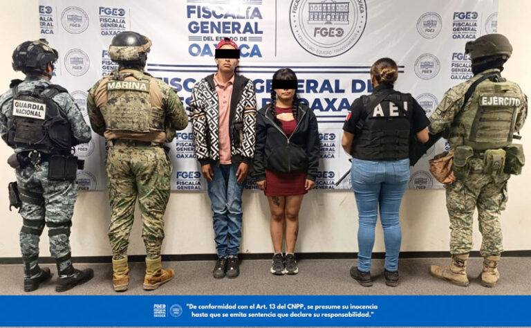 Cateo en El Rosario por narcomenudeo deja dos detenidos, aseguran droga y motos con reporte de robo: Fiscalía de Oaxaca