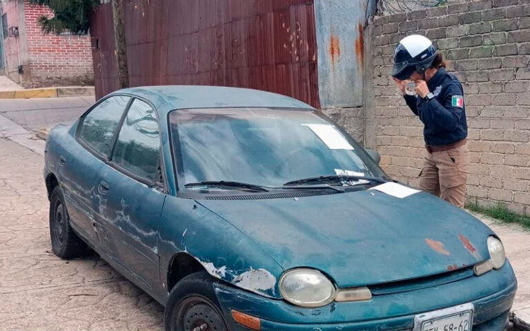 Dirección de Movilidad mantiene retiro de vehículos abandonados para recuperar espacios públicos