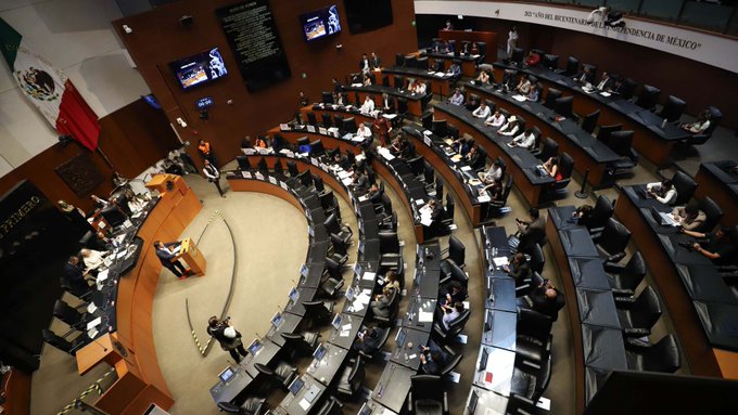 Congreso recibe iniciativa presidencial contra feminicidios