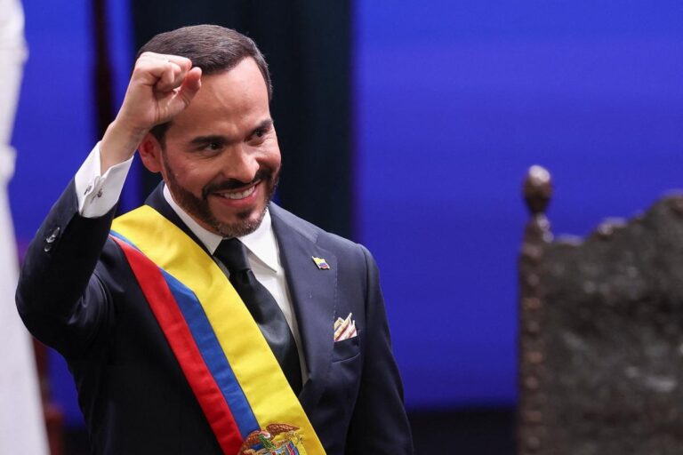 Abelardo de la Espriella asume el poder en Colombia con respaldo de Trump