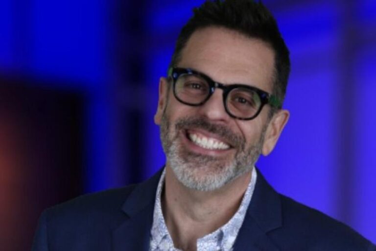 EU confirma muerte del presidente de Telemundo Florida tras desplome de helicóptero en Kenia