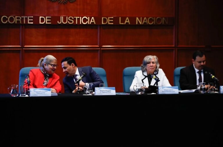 Corte cierra vía legal a factureras: no podrán obtener suspensiones mientras son investigadas