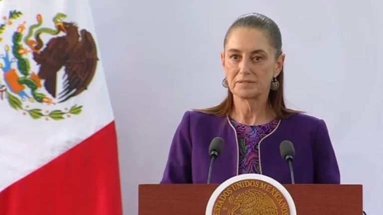Sheinbaum reitera su postura sobre la regulación del uso de celulares en las escuelas