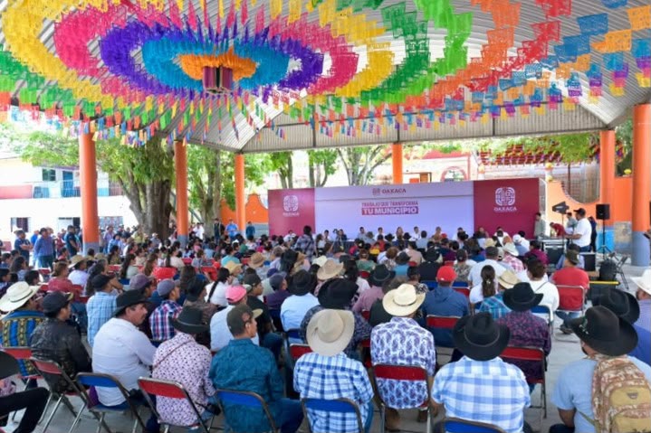 Con Trabajo que Transforma tu Municipio, Salomón Jara impulsa el desarrollo de Santiago Minas