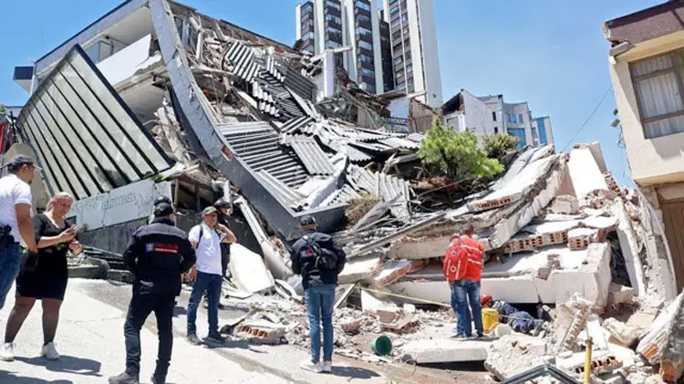 México envía ayuda a Colombia tras terremoto de 7.4 que dejó más de 100 muertos