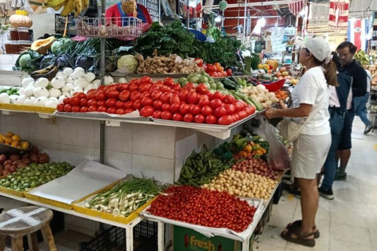 Suben cebolla y huevo; la inflación se acelera en agosto a 3.26%