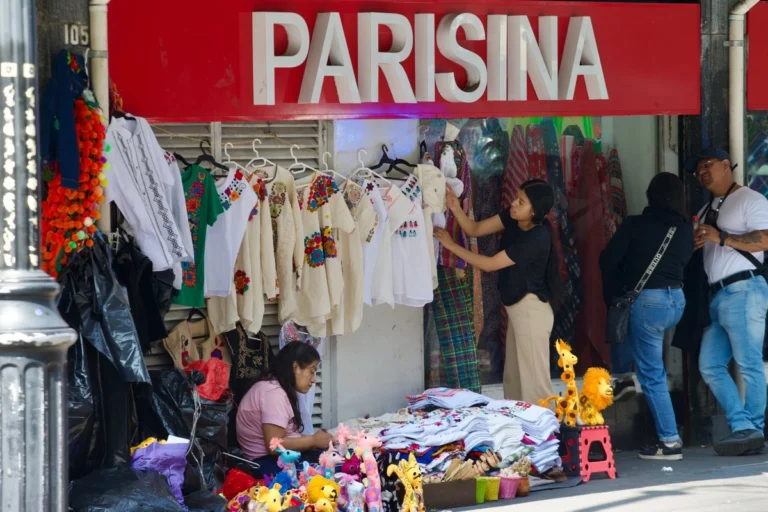 Se desacelera el consumo privado en México durante julio y agosto
