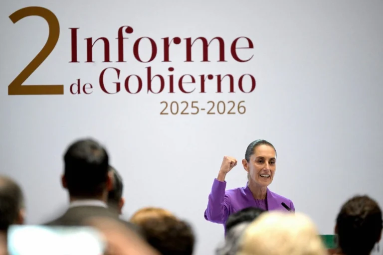 Sheinbaum refrenda defensa de la soberanía y destaca atención a mexicanos deportados de EU