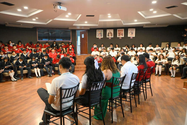Encabeza Salomón Jara encuentro mensual para fomentar hábito de la lectura entre las juventudes