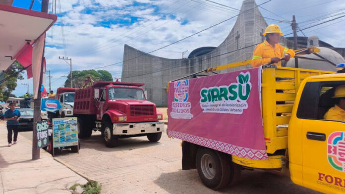 limpiemos_puerto_escondido.jpg