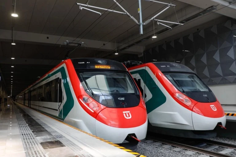 Sheinbaum: la meta del sexenio es construir 2 mil 400 kilómetros de vías de trenes