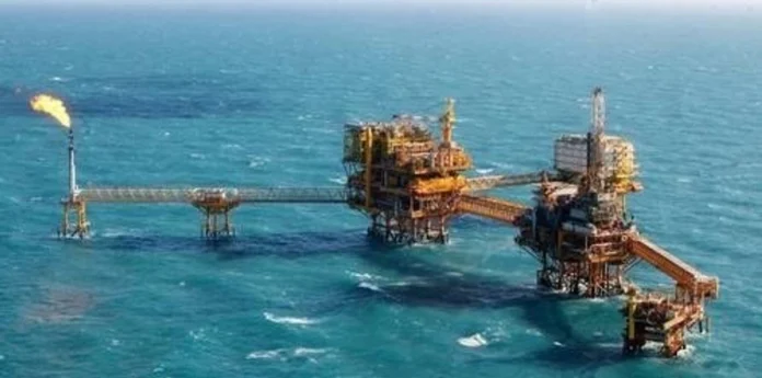reportan-nuevo-derrame-de-petroleo-en-instalaciones-de-pemex-en-campeche.webp