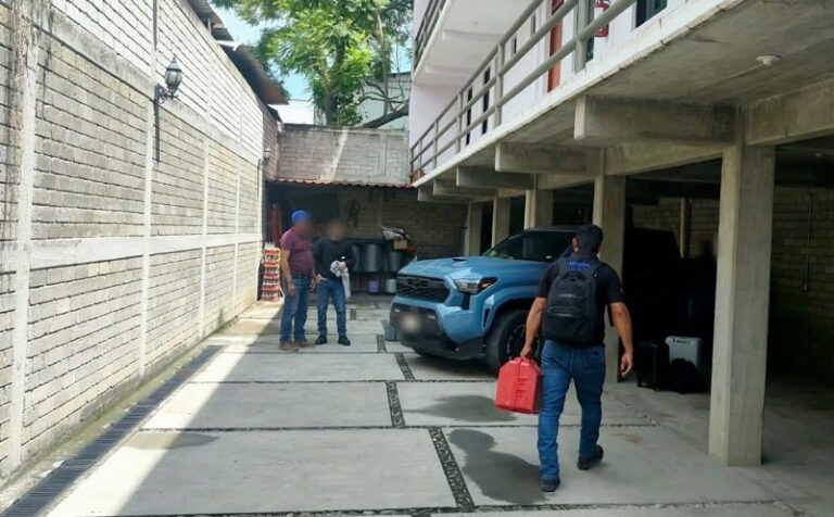 Localizan con vida a tres trabajadores de Conagua víctimas de secuestro virtual en Sola de Vega