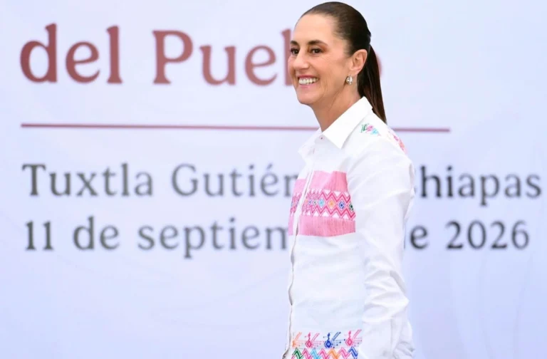 Sheinbaum cuestiona al INE por presupuesto, cambio de color y reglas sobre boletas