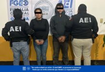 FGEO aprehende a dos personas por asalto y robo de vehículo en la carretera Oaxaca-Cuicatlán