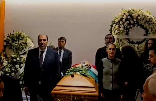 CUAUHTEMOC-CARDENAS-FUNERAL.jpg