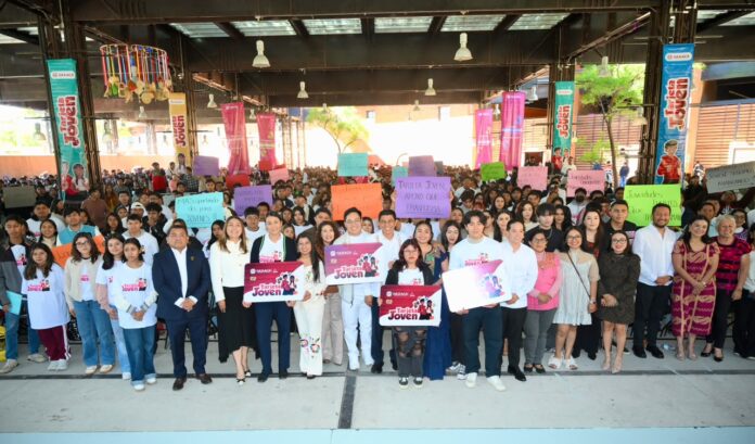 Mas-de-2-mil-jovenes-reciben-respaldo-del-Gobierno-del-Estado-con-Tarjeta-Joven.jpg