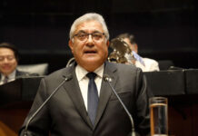 Pide líder del SNTE investigar a ex titular del IEEPO en Oaxaca