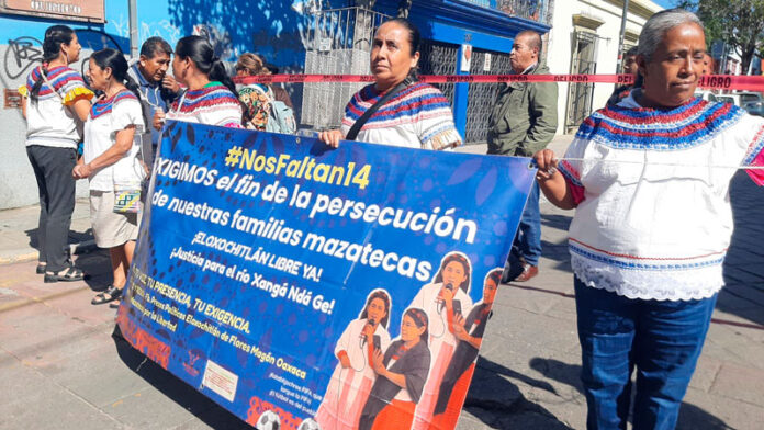 bloqueo_mujeres-mazatecas.jpg