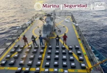 Marina y Guardia Costera de EE.UU. aseguran 1.2 toneladas de cocaína y detienen a seis personas frente a Oaxaca
