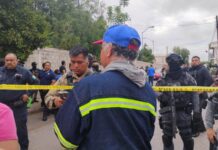 2 jóvenes armados entran a una escuela de Torreón: asesinan a la subdirectora y lesionan a 3 personas