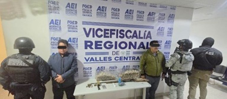 Fiscalía detiene a cuatro personas, durante cateos en Miahuatlán, asegura drogas y huevos de tortuga